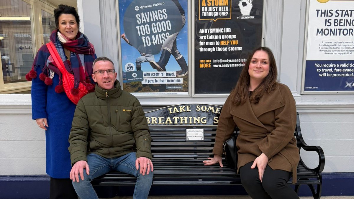 scotgovhealth's tweet photo. The 100th Breathing Space bench is now in place at Stirling Station 👏

These benches offer moments of reflection and a direct link to @NHS24 mental health support—helping people access support when and where they need it.
 
Find out more ➡️ https://t.co/PFGvdTYyHY https://t.co/ERvBr5v5Uz