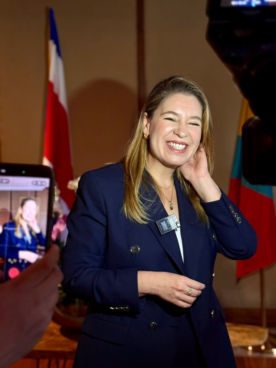 Claudia Dobles Camargo tweet media