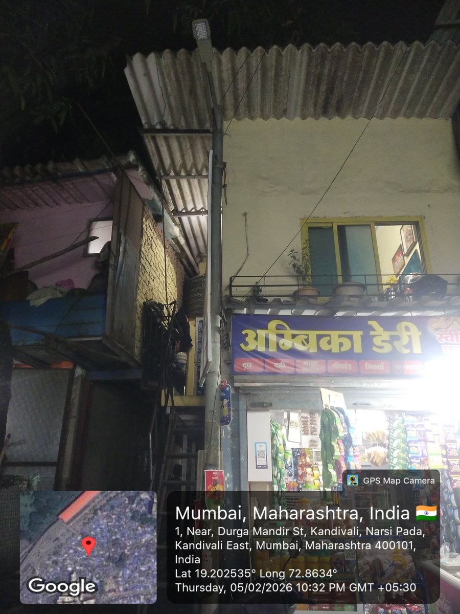 AdlingeMohan's tweet photo. नवदुर्गा मंदिर रोड, हनुमान नगर, कांदिवली (पूर्व) येथील रस्त्यावरील अनेक विद्युत दिवे बंद आहेत. त्यामुळे नागरिकांना गैरसोय होत आहे.
कृपया तात्काळ दुरुस्ती करून दिवे सुरू करावेत, ही विनंती.

@mybmc @mybmcWardRS 
@Adani_Elec_Mum @AdaniOnline https://t.co/4DvF9ymyu3