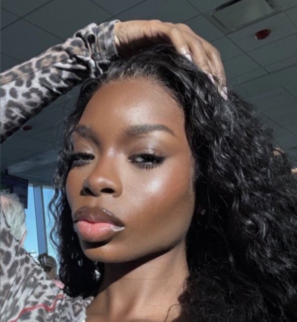 TalksWithAli's tweet photo. I really don’t give a fuck about none of that weird shit they’re popping over there. Olandria is absolutely beautiful.  Point blank period. https://t.co/mujuEOVLpw