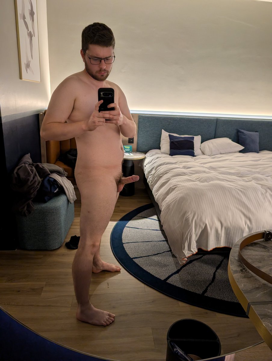 JayyyPan's tweet photo. I really need someone to make me cum https://t.co/2DEk24cqDj