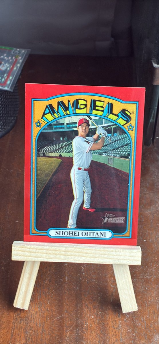Seatron75's tweet photo. @paullydoughnuts @ILOVECOLLECTING @cardc0llect0r87 @CardPurchaser @LAcarddude @FastBreakCards 

@paullydoughnuts we used to do a lil bit of this cards I found is /372 ohtani beautiful red refractor and was wondering if the 2021 heritage SP was worth grading or if any interested parties out there .  It’s hard to find a good  price for this card.  Thoughts????  Looking to move this and much more soon. Trondoug out!