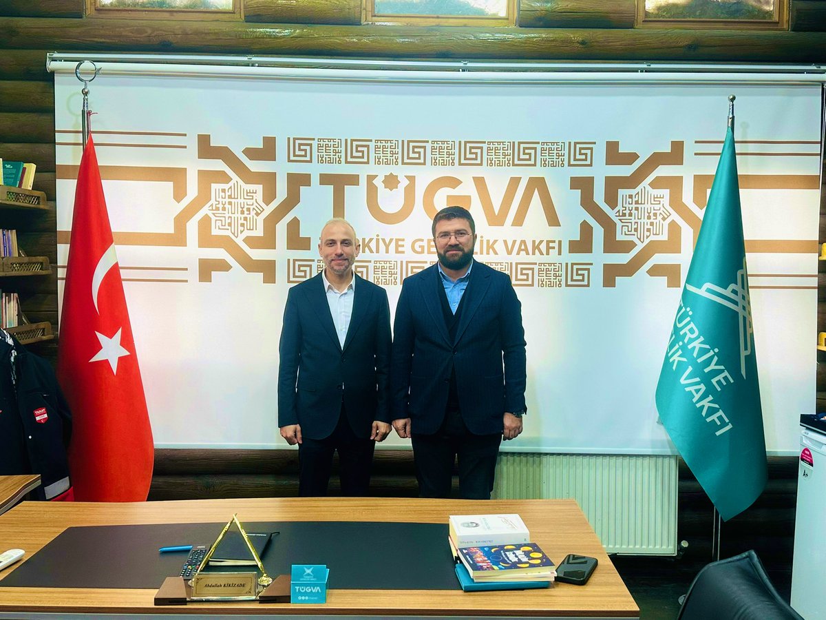 Mütevelli Heyeti Üyemiz Sn. Seçkin Koç’u vakıf binamızda ağırladık. Gerçekleştirilen ziyarette vakfımızın çalışmaları üzerine istişarelerde bulunduk. Nazik ziyaretlerinden dolayı kendilerine teşekkür ederiz.