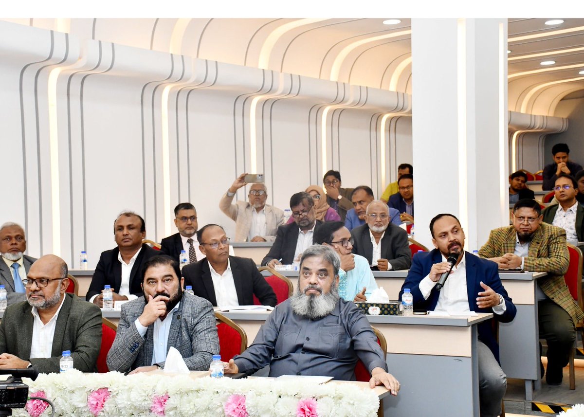 SalauddinYousuf's tweet photo. Discussion meeting on Business Climate in Bangladesh https://t.co/QMMlgPaYWv