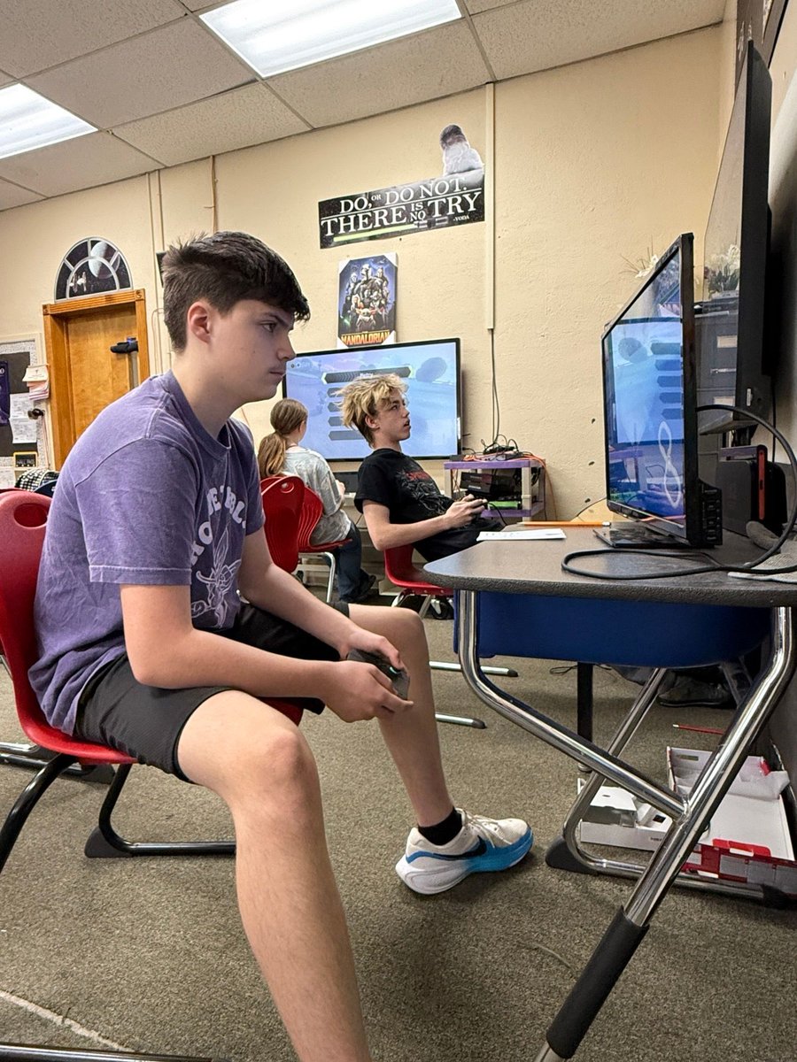 Hermitage School tweet media