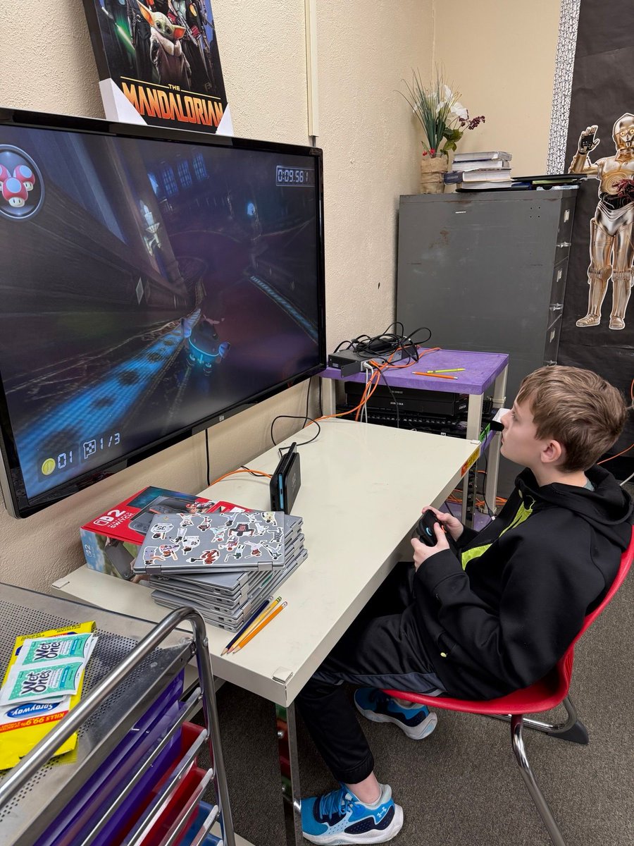 Hermitage School tweet media