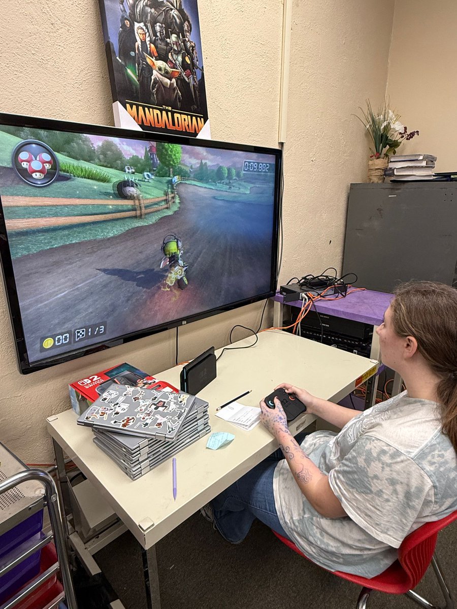 Hermitage School tweet media