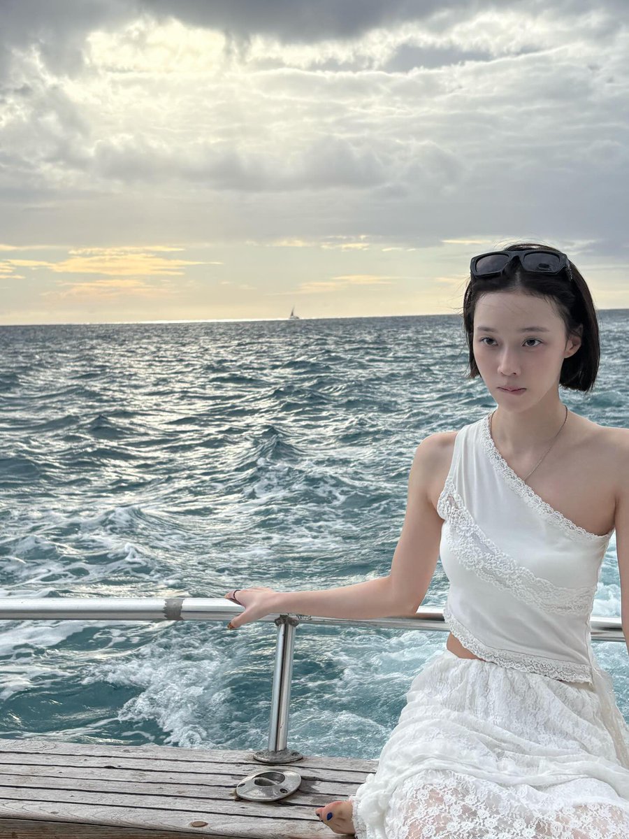 260206 imwinter #윈터 인스타 게시물 업데이트 

🌫️🎧