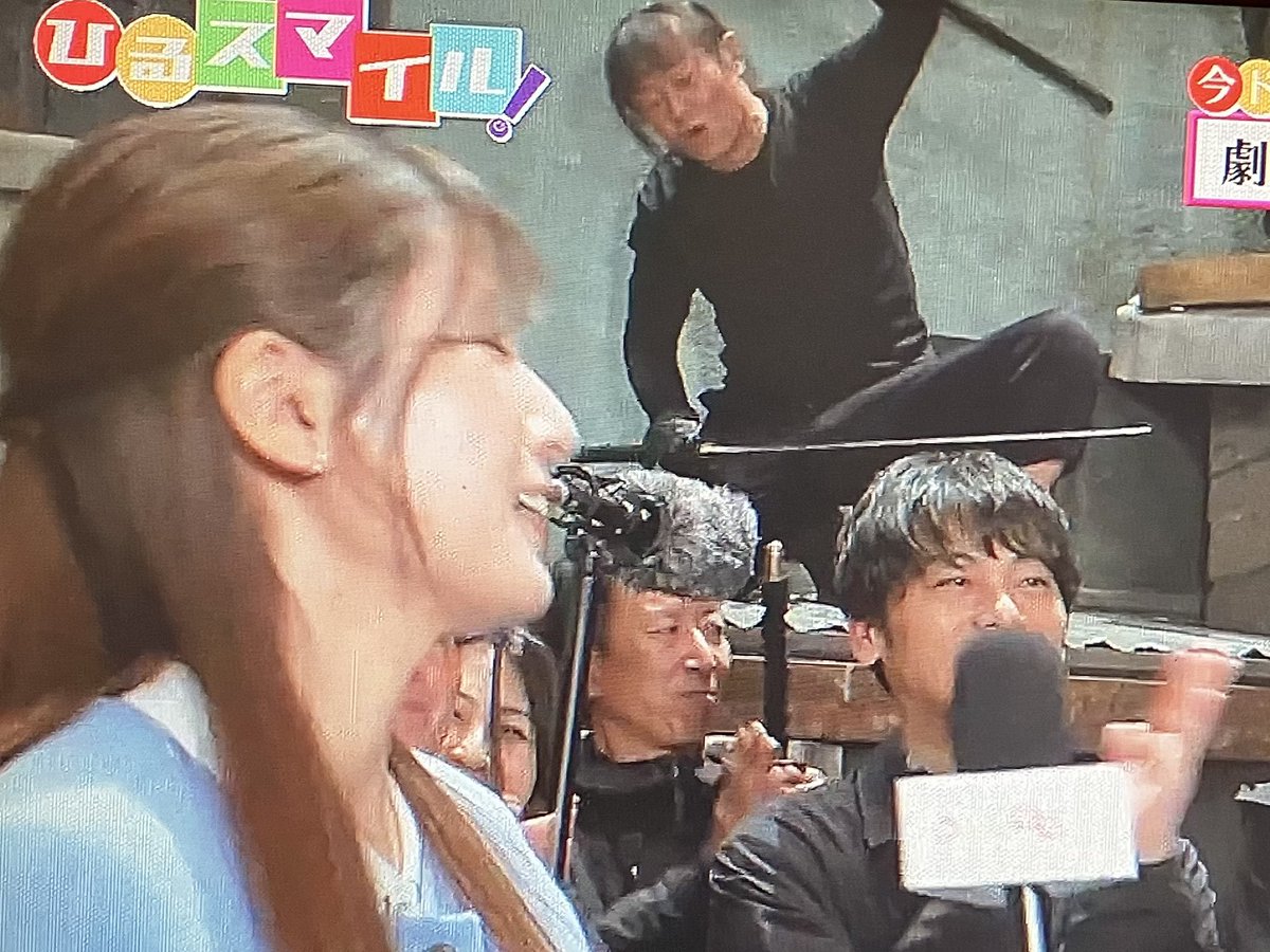 プロフェッショナル5話
密かに出てましたw
エゴサして気づくという…💦
密かにファンでした堤アナとまさかの共演（笑）
FNN Live News α見てます、とちゃんと伝えました←
大変な撮影でしたが、ちょこっと写ってて良かった(^^)