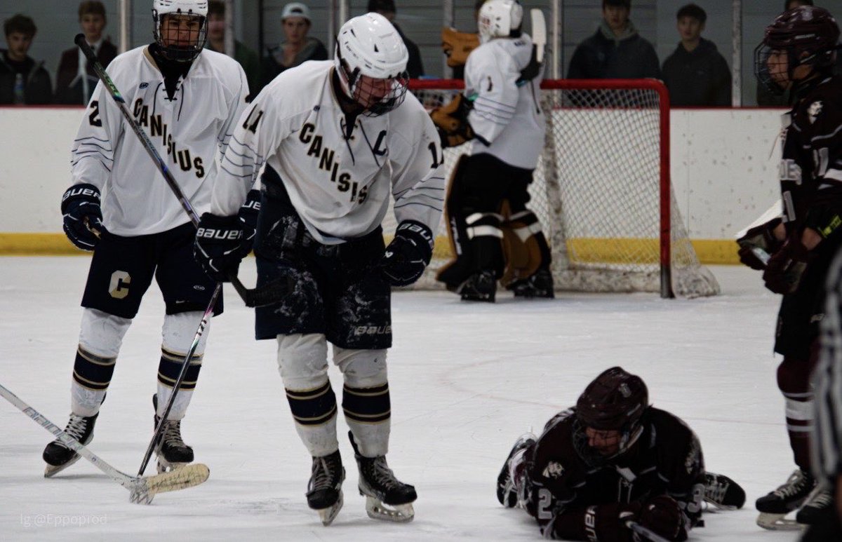 Canisius HS Blue Crew tweet media