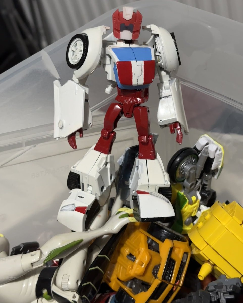 Hightail Creations tweet media