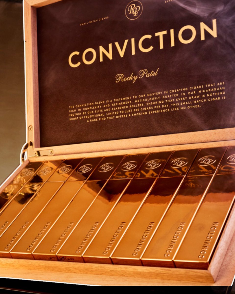 cabinettb's tweet photo. Conviction no es solo un cigarro, es una declaración de maestría. 🔥🏆Elaborado en Nicaragua con tabacos añejados desde 2014 y producido en lotes ultra limitados: solo 500 cigarros al día. @RockyPatelCigar 

 Disponible en tu tienda Cabinet más cercana.

#CabinetExperience https://t.co/ixUg1wxq7H