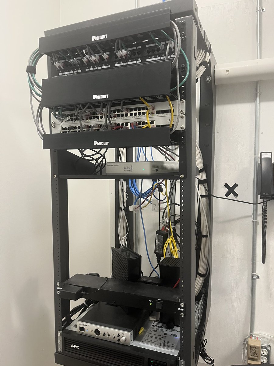AustinNetwork23's tweet photo. #AustinNetworkCablingServices #TelecommunicationsCompanyAustin #StructuredCablingCompanyAustin #Cat6CableInstallationAustin #LowVoltageWiringAustin #OfficeNetworkWiringAustin #5127138864 https://t.co/KSsIet2v2i