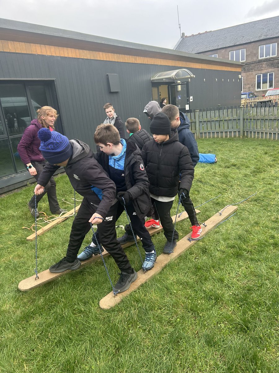 VeldonMrs's tweet photo. Team building this afternoon 👏 https://t.co/2Xiz9QtLy7