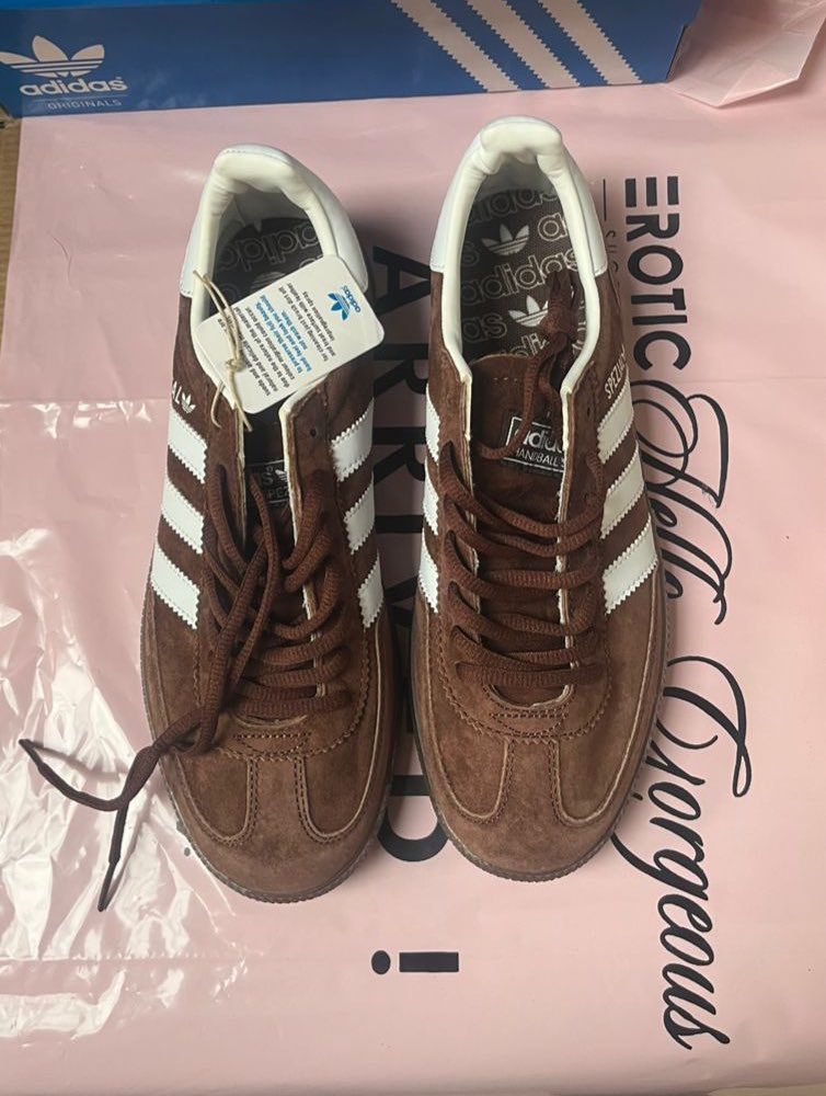 Erotic_shoppe's tweet image. We love deliveries🥳🥳🥳

Shomolu, VI, Yaba, Aba ✈️ 

#deliveries ❤️❤️