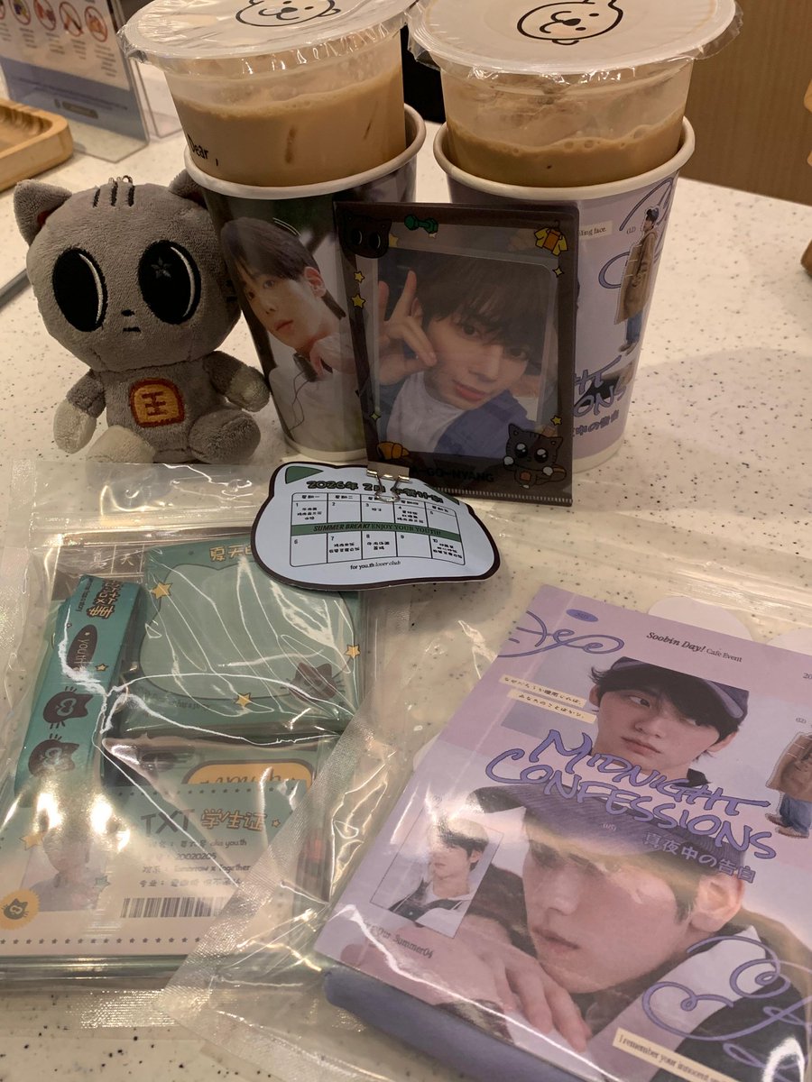 tyunnns's tweet photo. We had to celebrate.....
#姜太显_夏天的故事
#Taehyun_SummerStory 
@Our_Summer04 https://t.co/P1DtERR8Ne