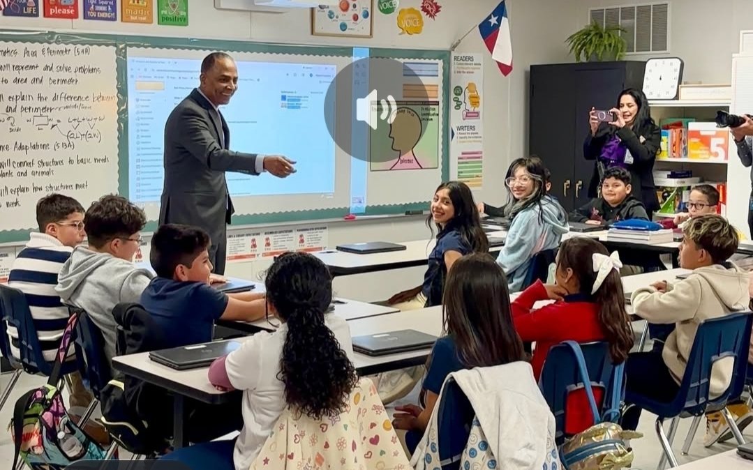 Principal Chavira, Dr. Sue A. Shook Elem. tweet media