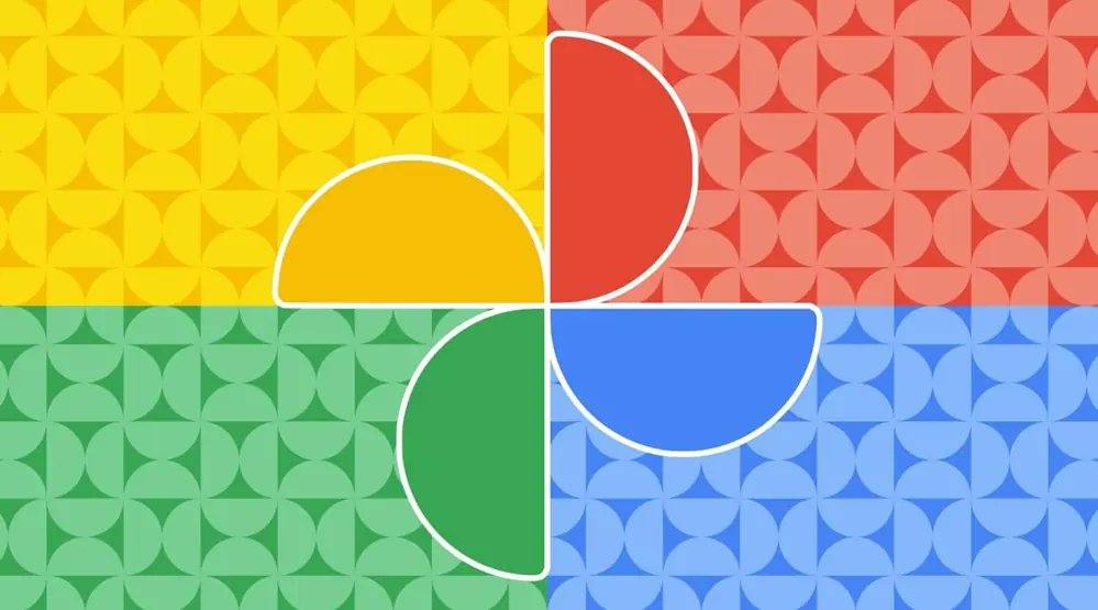 SaudiAndroid's tweet image. تطبيق الصور Google Photos يطوّر محرر الكولاج بمزايا جديدة أقرب لتطبيقات التصميم : وهذا أبرز ما جاء بالتحديث⬇️
saudiandroid.net/2026/02/google…

#GooglePhotos🔴🟡🟢🔵