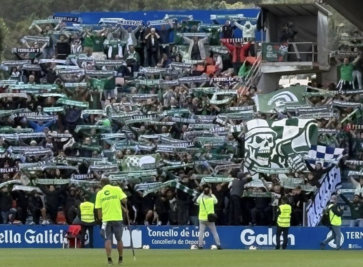 El Sábado todo el mundo con su bufanda! Hay que apretar como nunca.