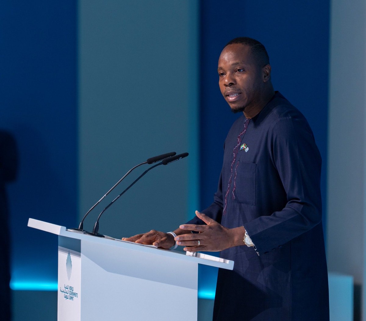 SierraLeonInUAE's tweet photo. Chief Minister of Sierra Leone, @dsengeh has delivered the opening address at the AI Forum at the World Governments Summit in Dubai, highlighting Sierra Leone’s digital transformation drive to improve the lives of citizens. 

@Sesaykeh https://t.co/h3OtpcCsxI