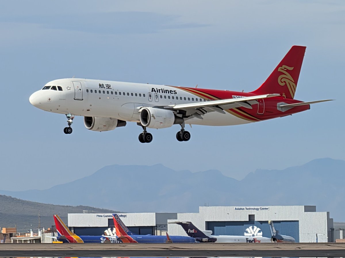 airplanegeek_'s tweet photo. Welcome to TUS, @CaptBob_Nomadic! https://t.co/7fcvka8s3O