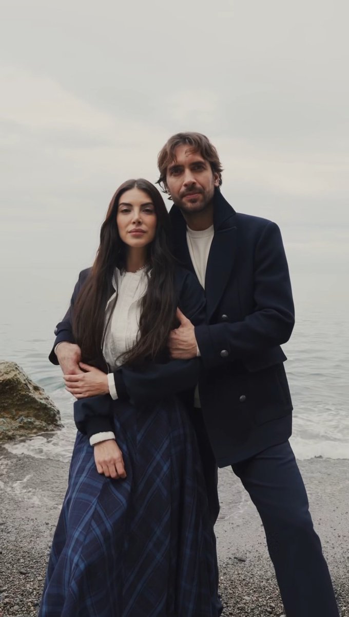 huyde12's tweet photo. TRT'nin ilk dergi çekimine giden ikilisi 💥 Deniz Baysal & Ulaş Tuna Astepe.
#EsDil https://t.co/6UAifuObA6