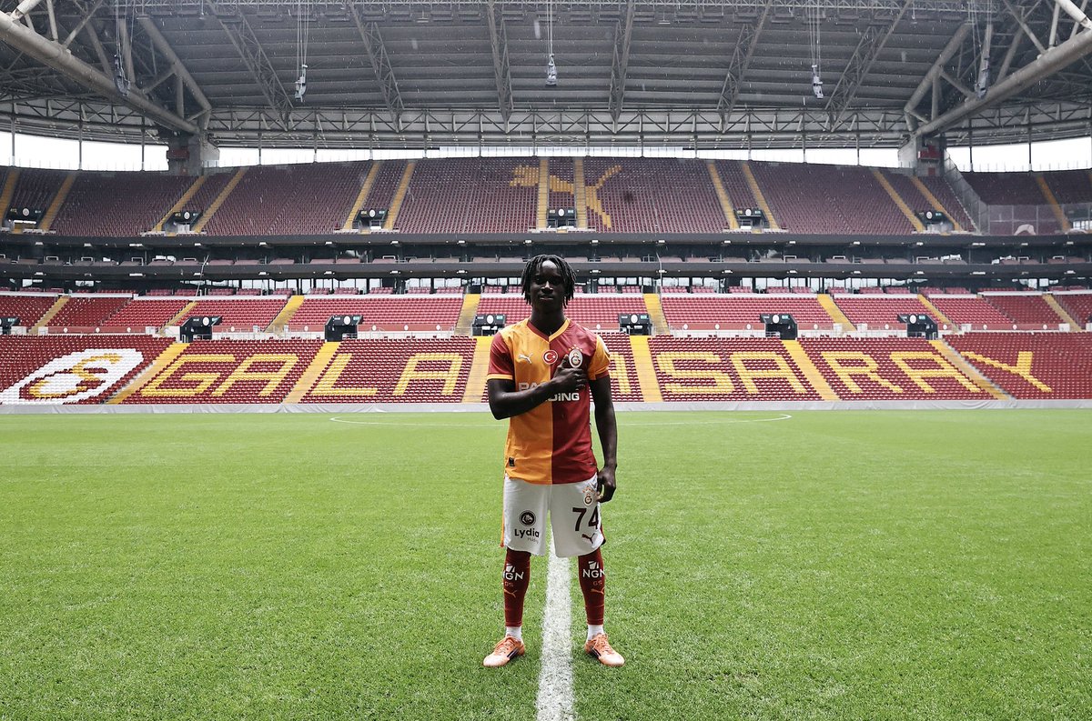 🦁 𝑹𝙚𝒏𝙖𝒕𝙤 𝙎𝒂𝙢-𝙉𝒂 𝑵𝙝𝒂𝙜𝒂 🦁