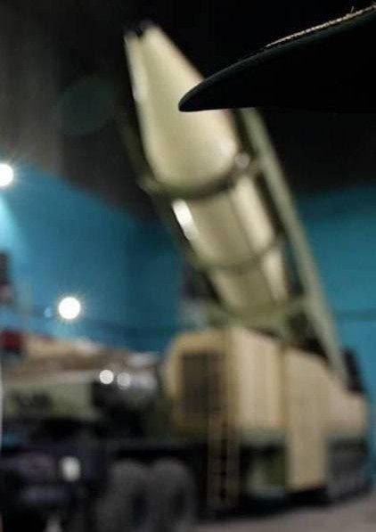 القدرة الصاروخية الإيرانية لم تُحافظ عليها فحسب، بل جرى تعزيزها باستمرار من حيث الدقة والسرعة وقوة الاختراق، بالاعتماد على التقنيات الحديثة.
#مع_إيران_حتى_النصر
 #سارة_الودعاني