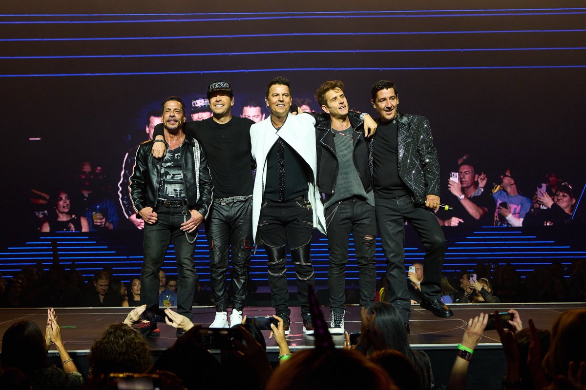 New Kids on the Block tweet media