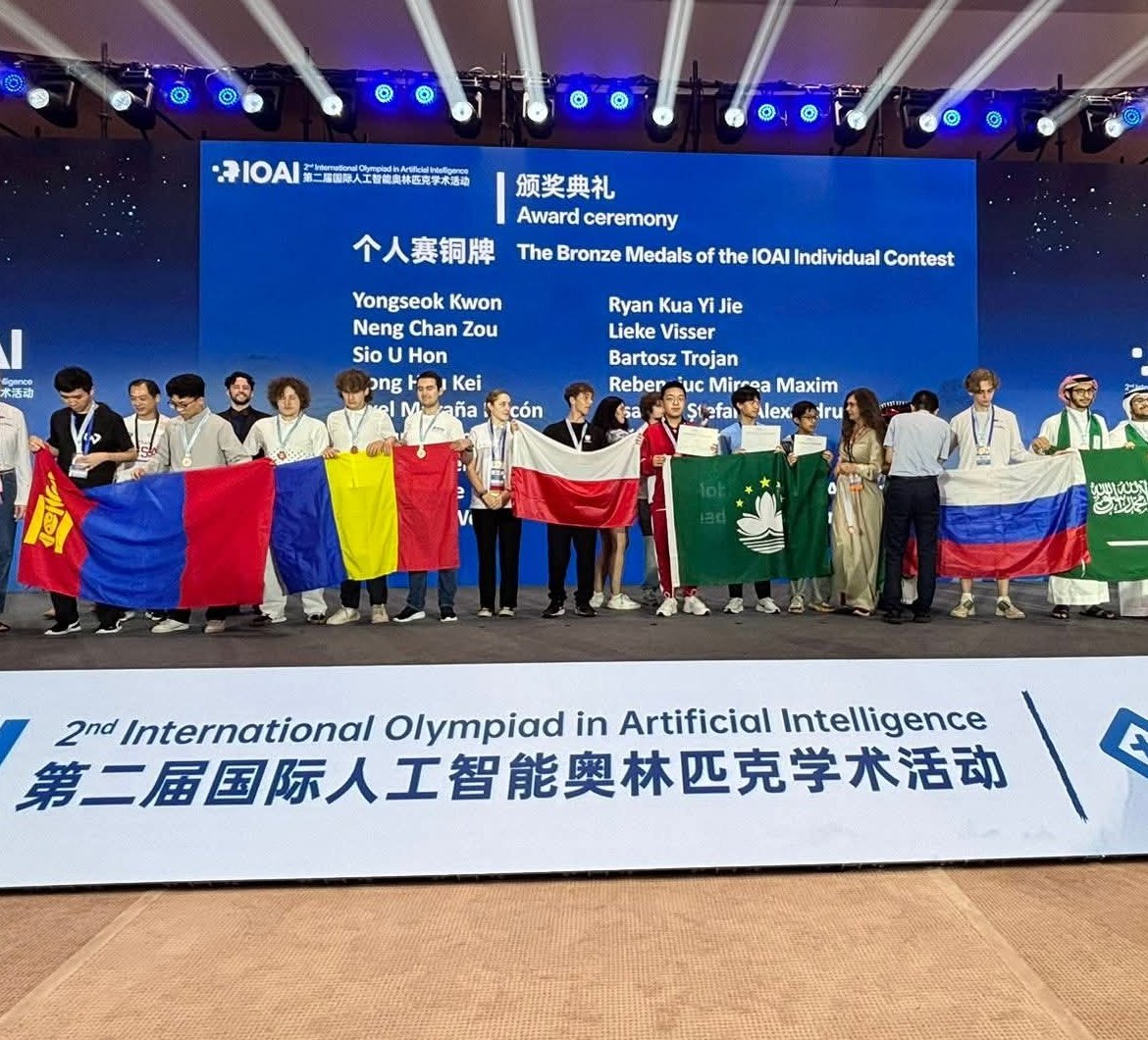 Daily Romania tweet media