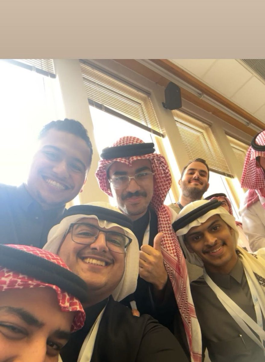 اشتغلنا في انتاج المعرض و تعبنا 
و اشتغلنا عشان ننجح فالمعرض و تعبنا 
و في كل الحالتين تعبنا ماراح على الفاضي

و شكر كبير جداً ل<a href="/abdoowantsgym/">Abdulelah Alshareef</a> انه كان سندي الاول خلال الرحله هاذي

شكرا الى الفريق الي ماتهزه ريح
 <a href="/x3zozl/">Abdulaziz</a> <a href="/nf_altamimi1/">نواف التميمي</a>