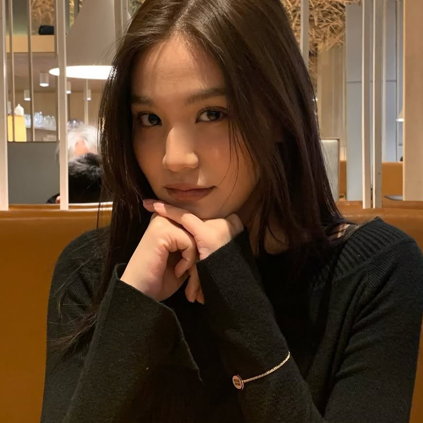 itsicecubee's tweet image. พี่คนสวย                                          น้องคนสวย