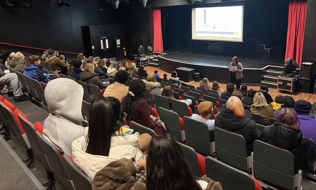 AiredaleAcad's tweet photo. A brilliant Year 7 Parent Information Evening tonight โ thank you to all families who joined us. Together, weโre building strong partnerships and working towards excellence for every pupil. #TeamYear7 #ExcellenceForAll https://t.co/6jGZARiCZE