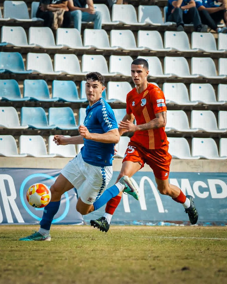 Més que un partit! 💙

🤝🏻 La recaptació de la taquilla del partit entre el Filial masculí i el <a href="/LleidaCF/">Lleida CF</a> es destinarà íntegrament a ajudar al club lleidetà.

#EuropaBLleida #somlaresistència