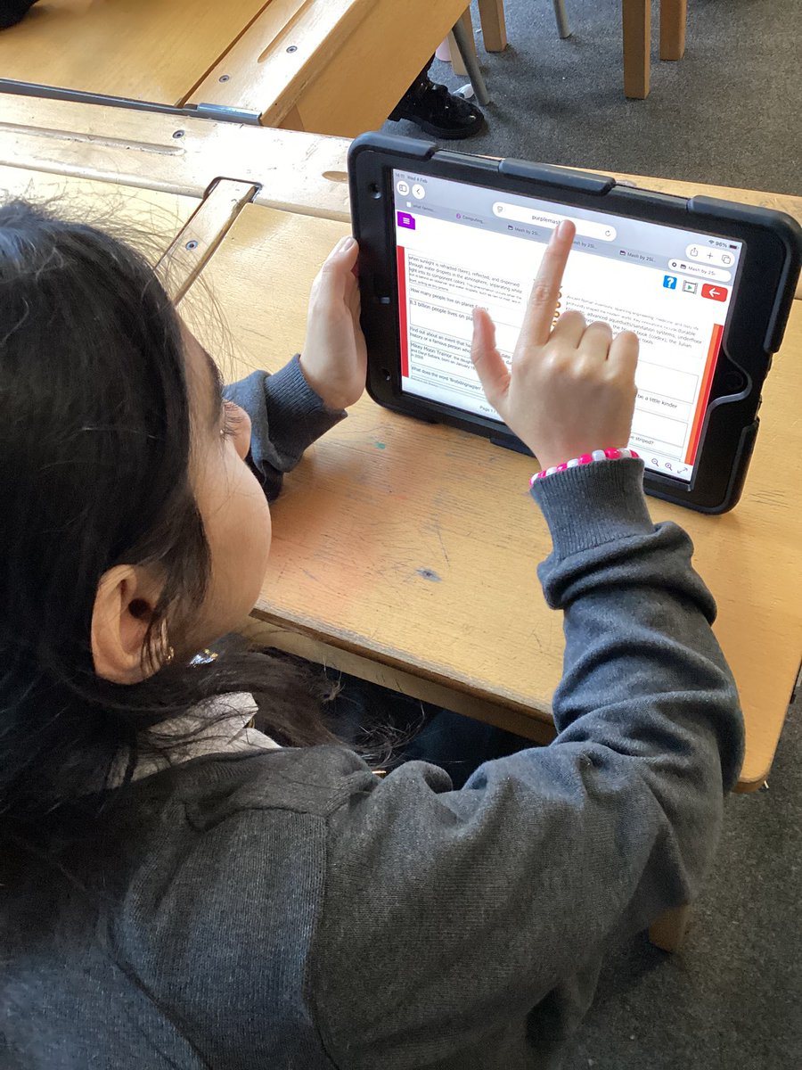 year_holy's tweet photo. In our Computing session, we found out how to reference sources in our work online. Alongside this, we searched the internet with a consideration for the reliability of the results of sources to check validity. #ComputingHFB10 #CatholicLife @HolyFamilyScho1 https://t.co/je5YTC4KOh