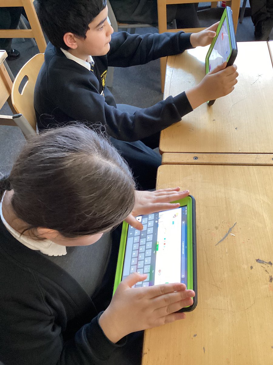 year_holy's tweet photo. In our Computing session, we found out how to reference sources in our work online. Alongside this, we searched the internet with a consideration for the reliability of the results of sources to check validity. #ComputingHFB10 #CatholicLife @HolyFamilyScho1 https://t.co/je5YTC4KOh