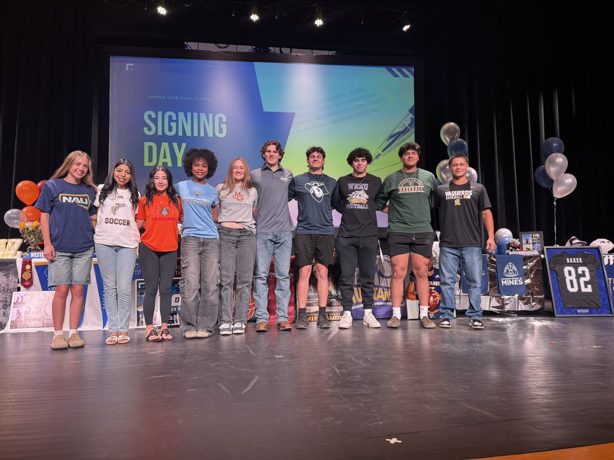 mshudsonaz's tweet photo. Congratulations to our 10 Signees! @CVHSJags @CVjagsfootball https://t.co/zbzFIbPmyG