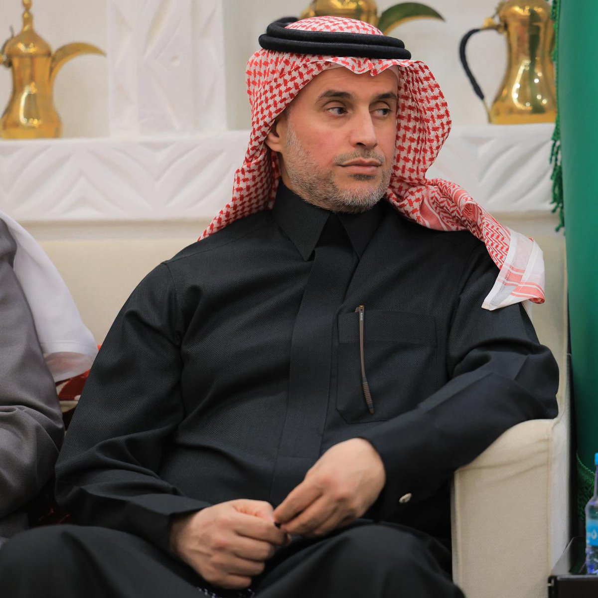 في جلسة المقصورة هذا الأسبوع تحدث الدكتور/ عبد الرحمن بن علي السديس عن مراحل تطور ونمو البكيرية منذ نشأتها في نواحي مختلفة منها التوسع العمراني الذي شهدته خلال الفترات المتعاقبة وكذلك التطور الاداري الذي مرت به كما تناول الحديث تطور الجانب التعليمي بالإضافة الى التوسع الذي شهدته