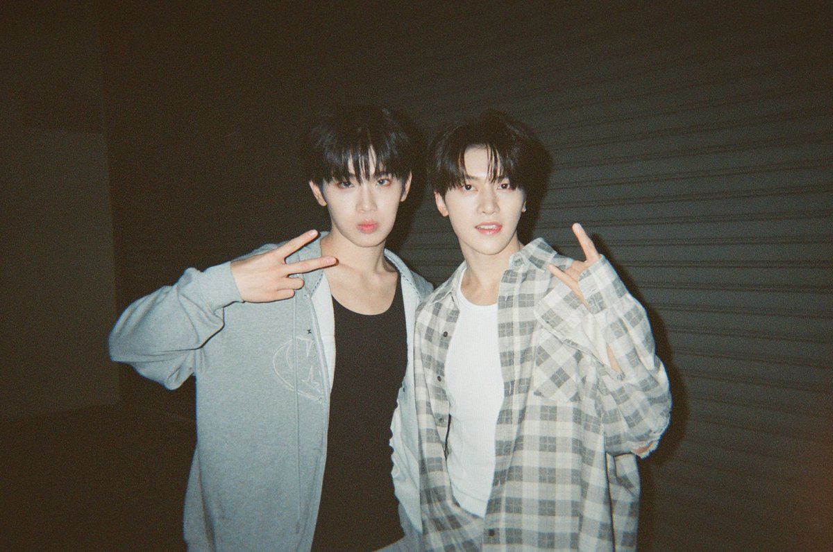 빵이즈 아카이브 tweet media