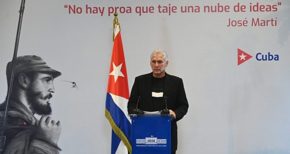 Guerrerotony161's tweet image. "Cuba no es un país terrorista ni patrocina el terrorismo. Ha sido víctima del terrorismo estadounidense". @DiazCanelB 
#CubaEsSolidaridad
#CubaPorLaVida