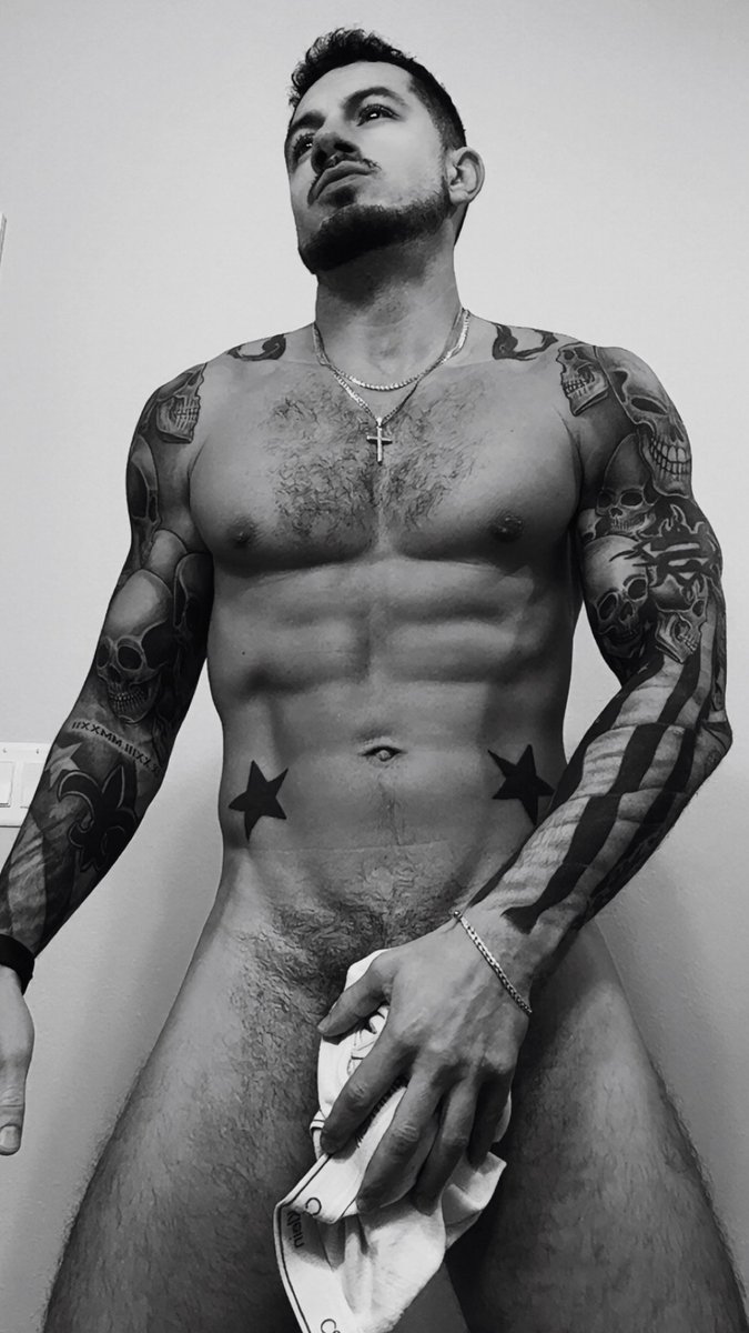 Daddy Shawn 👟 tweet media