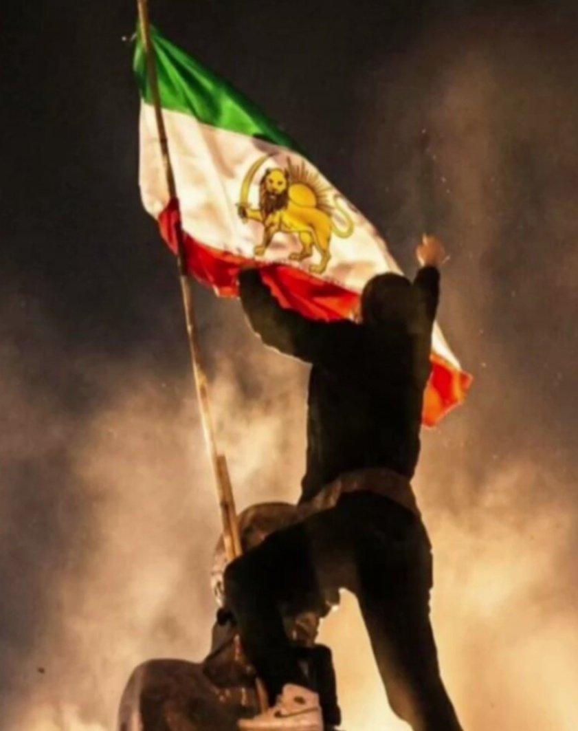 kia 🇮🇷 tweet media