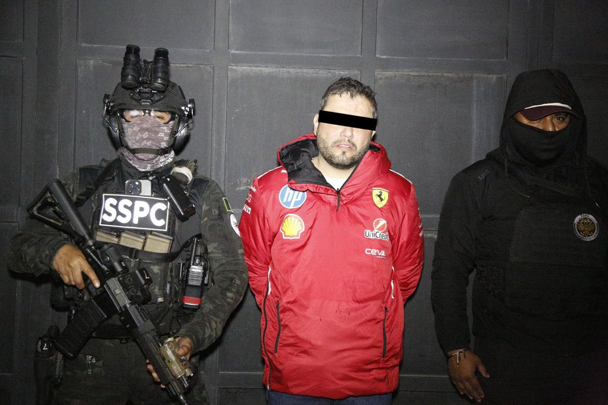 Lizgottik's tweet photo. ¡EXTRA, EXTRA!

DETIENEN a Diego Rivera, alcalde morenista de Tequila, cayó por extorsión y delincuencia organizada.

¡TENÍA QUE SER DE MORENA! https://t.co/mRq7kNmZaQ