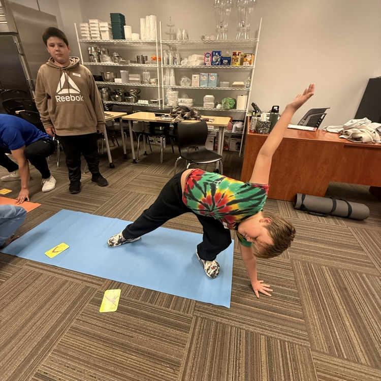 Another fantastic 5th on 4th happening with our Spalding Park Panthers! Today our partners from abroad Cliff and CF Industries helped the students learn about industry and physical therapy!