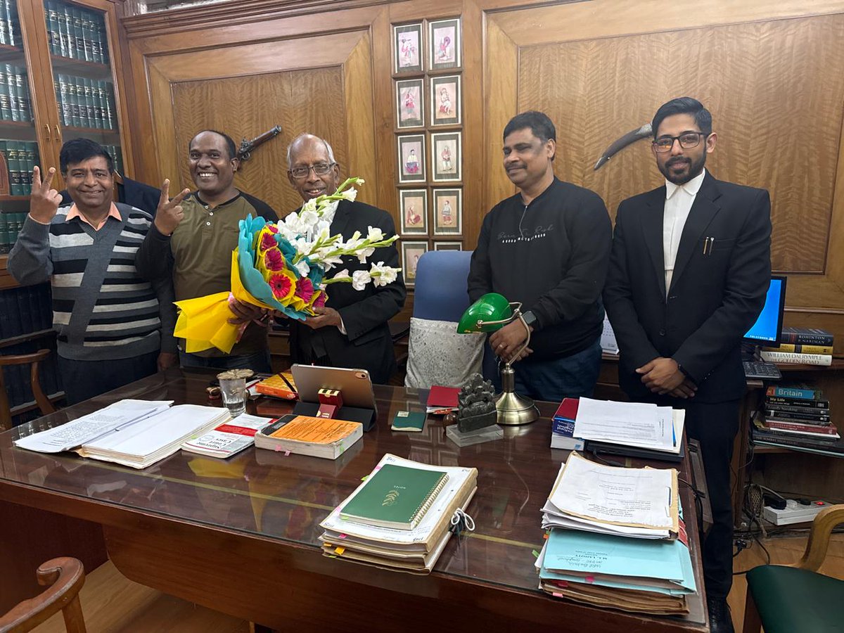 Mohan30261523's tweet photo. @Ecovillage2A2 @narendramodi @CJIofindia @myogiadityanath @OfficialNBCC Thank you @CJIofindia 🙏☺️ @Ecovillage2A2 

Many congratulations Ecovillage2 welfare association and home buyers 🎉🎉👏🎉 https://t.co/G4YXOuJECs