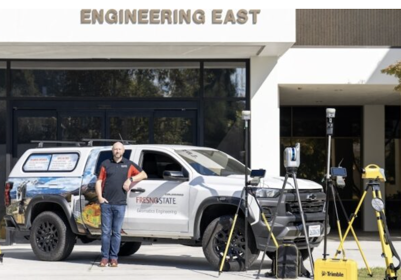 xyHt's tweet photo. Building the next generation of geomatics professionals is about more than filling roles—it’s about modern skills and workflows. See how Fresno State, Trimble, and CSDS are helping close the gap: https://t.co/MoKaBzNcSq https://t.co/13CTALZ3FI