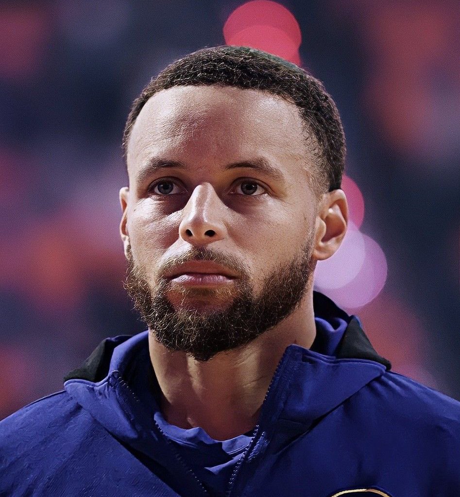 Los Warriors (y todos nosotros) van a afrontar la temporada 2026-27 con la premisa de que será la ÚLTIMA temporada de Steph Curry como jugador NBA🔜

Las advertencias estuvieron ahí. No quiere jugar "por jugar". Buscaba equipos competitivos, que los 82 partidos de la temporada