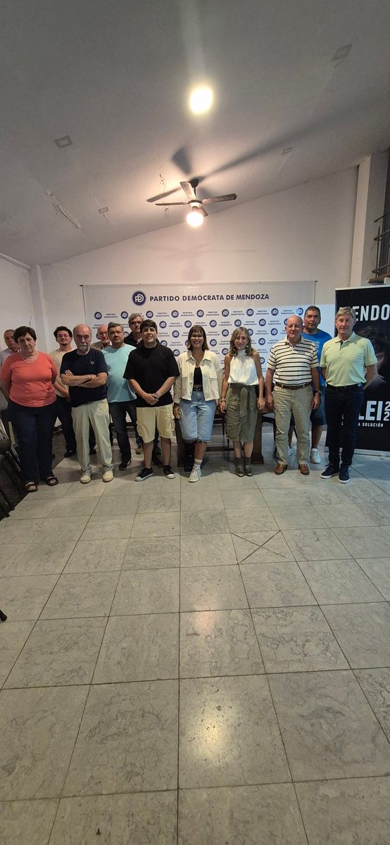 Intensa agenda de reuniones con dirigentes demócratas de Mendoza y Buenos Aires en las que intercambiamos miradas y propuestas sobre el futuro del país y el rumbo del PD Nacional.
Desde nuestra identidad, seguiremos aportando a la consolidación de las ideas liberales y
