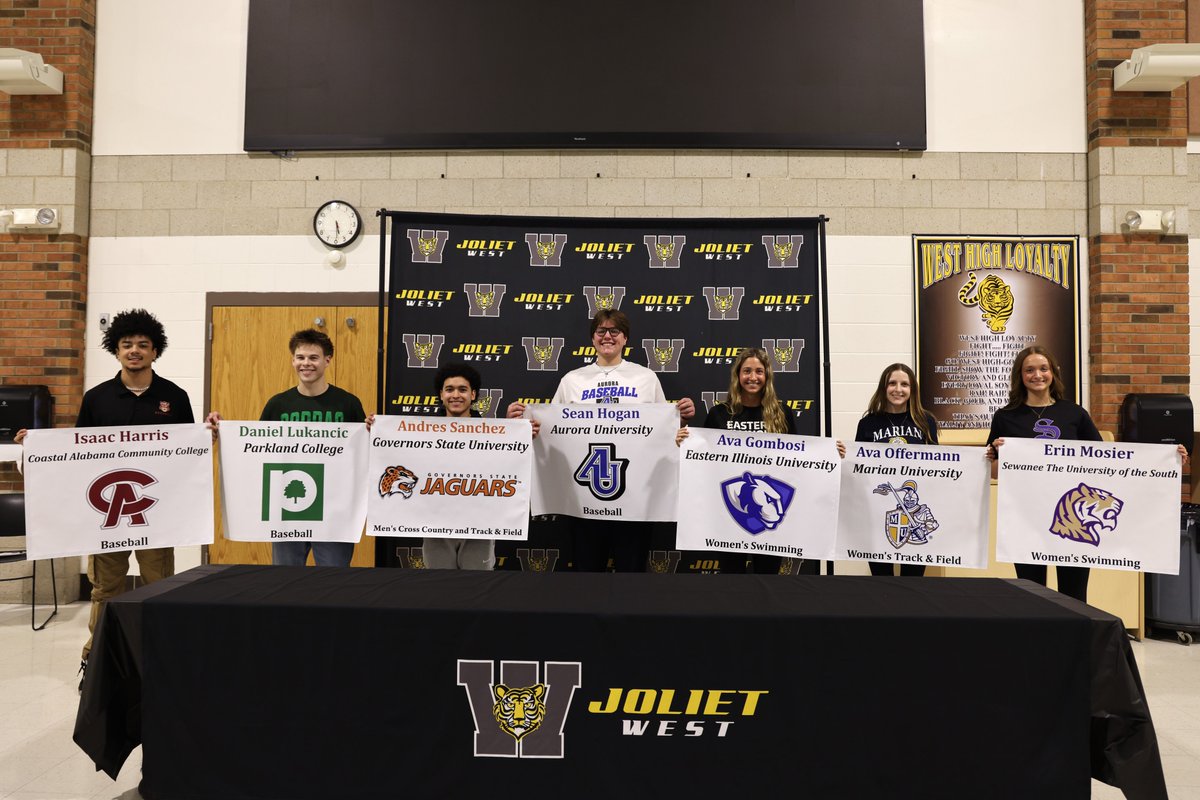Joliet Township HS tweet media