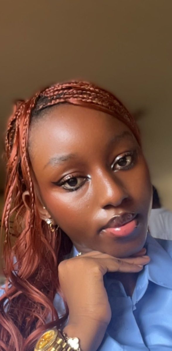 Rate her face card out of 100 %